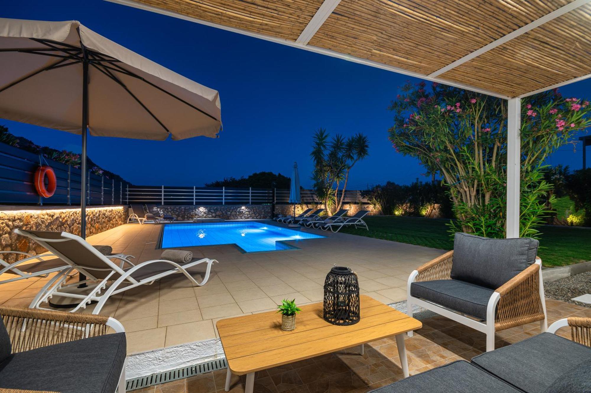 Villa Mariani II - In Lothiarika, Newly Renovated June 2024, Private Pool, Lindos 10 Min, Beach 120M Lardos Dış mekan fotoğraf
