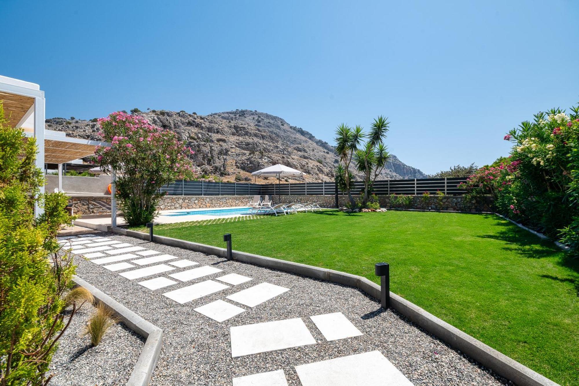 Villa Mariani II - In Lothiarika, Newly Renovated June 2024, Private Pool, Lindos 10 Min, Beach 120M Lardos Dış mekan fotoğraf
