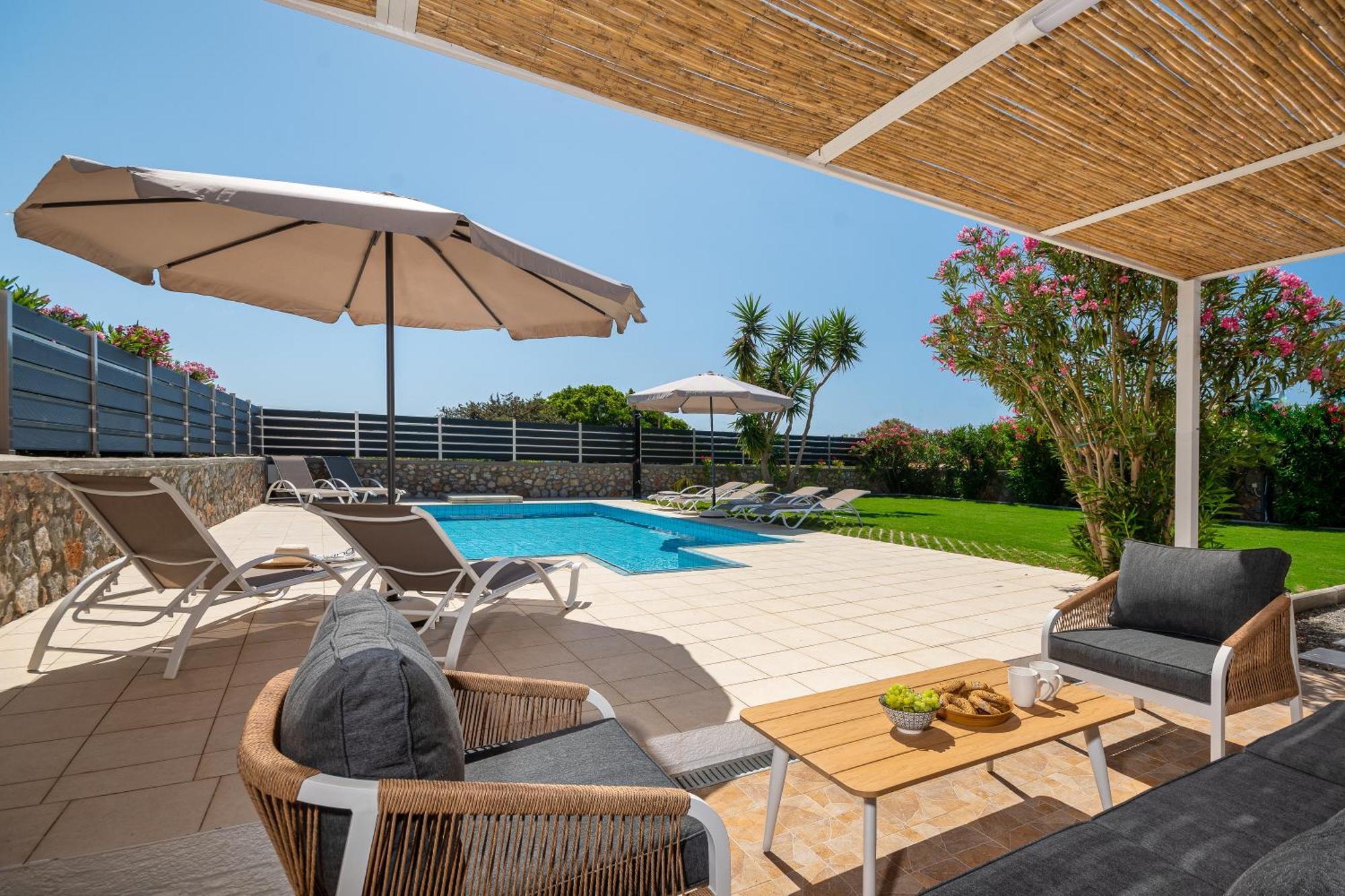 Villa Mariani II - In Lothiarika, Newly Renovated June 2024, Private Pool, Lindos 10 Min, Beach 120M Lardos Dış mekan fotoğraf